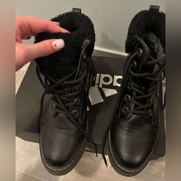 Bugatti winter boots, size 8 - Picture 6 of 6